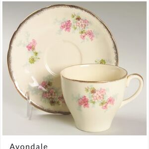 Alfred Meakin Avondale Pattern Tea Cups
